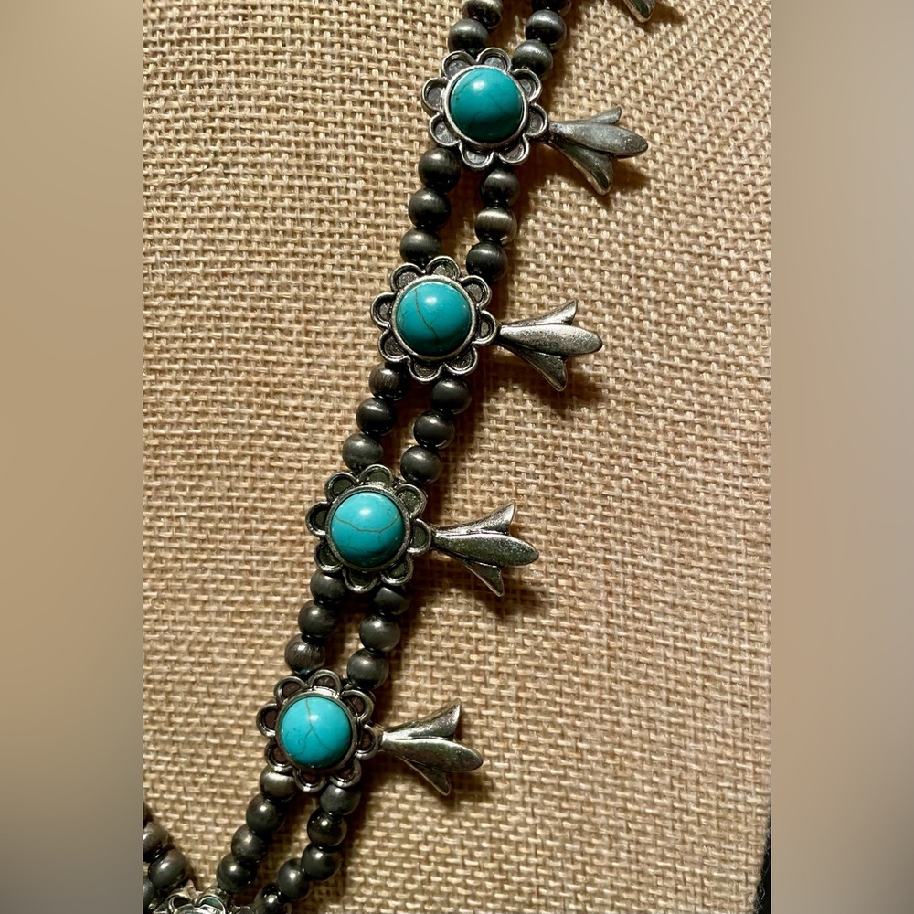 Squash Blossom Necklace Turquoise/Silver - Picture 5 of 11
